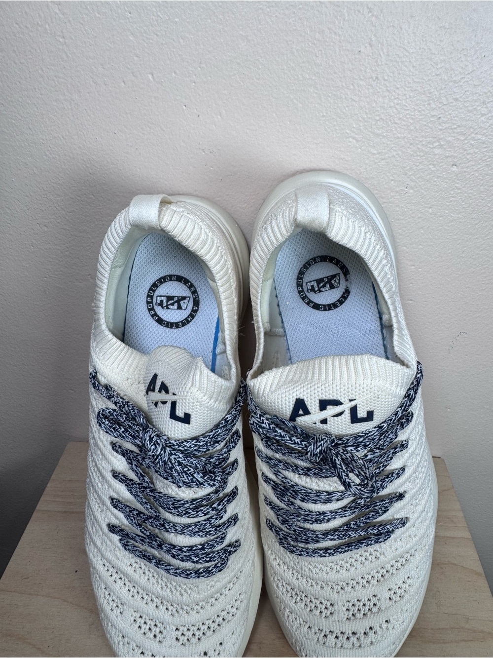 APL TechLoom Wave Cream Knit Sneakers Navy Accent Laces 8 - Picture 6 of 9